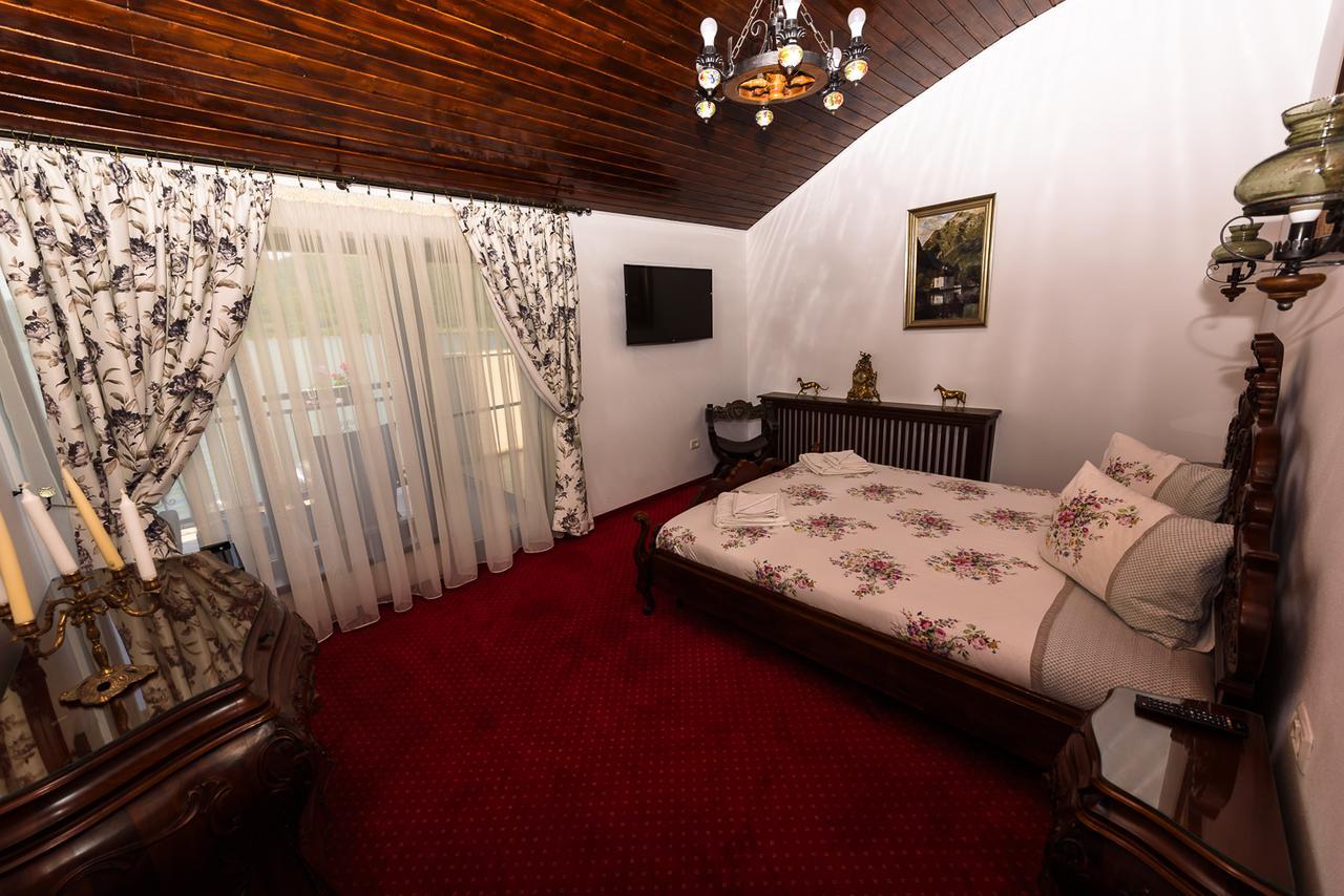 Hotel Casa Andrei Orşova Exterior foto