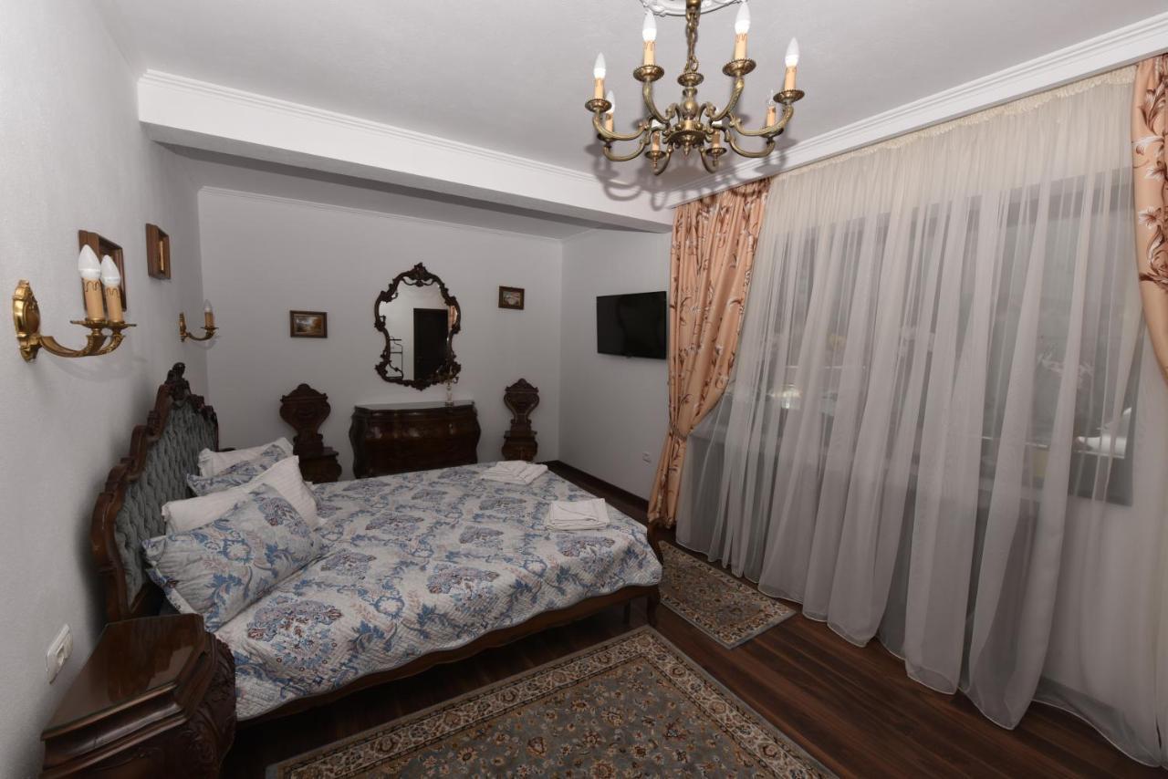 Hotel Casa Andrei Orşova Exterior foto