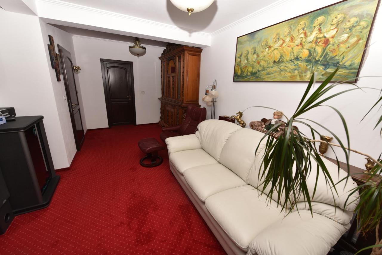 Hotel Casa Andrei Orşova Exterior foto